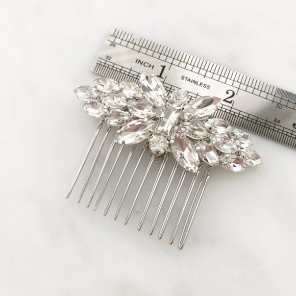 Rhinestone bridal hair comb - Picture 6 of 7